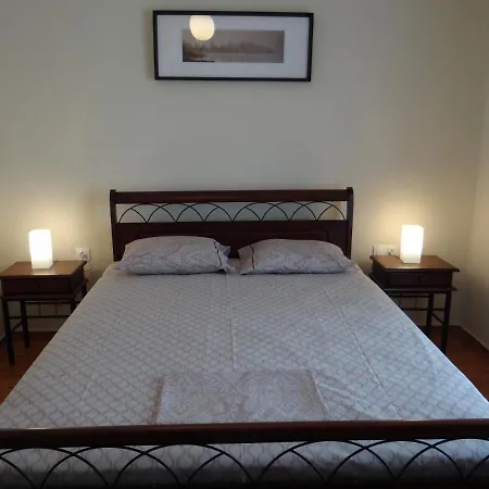 Estrella * Nea Kallikrateia