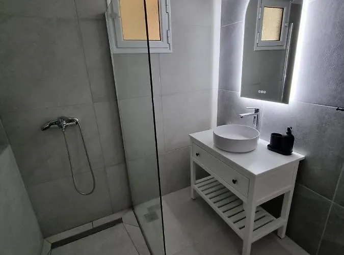 Estrella Nea Kallikrateia